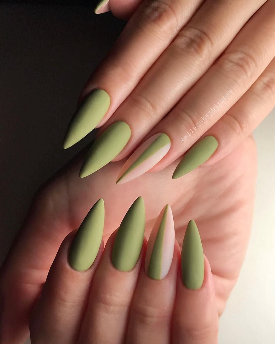 Неднвц фисташковый маникюр