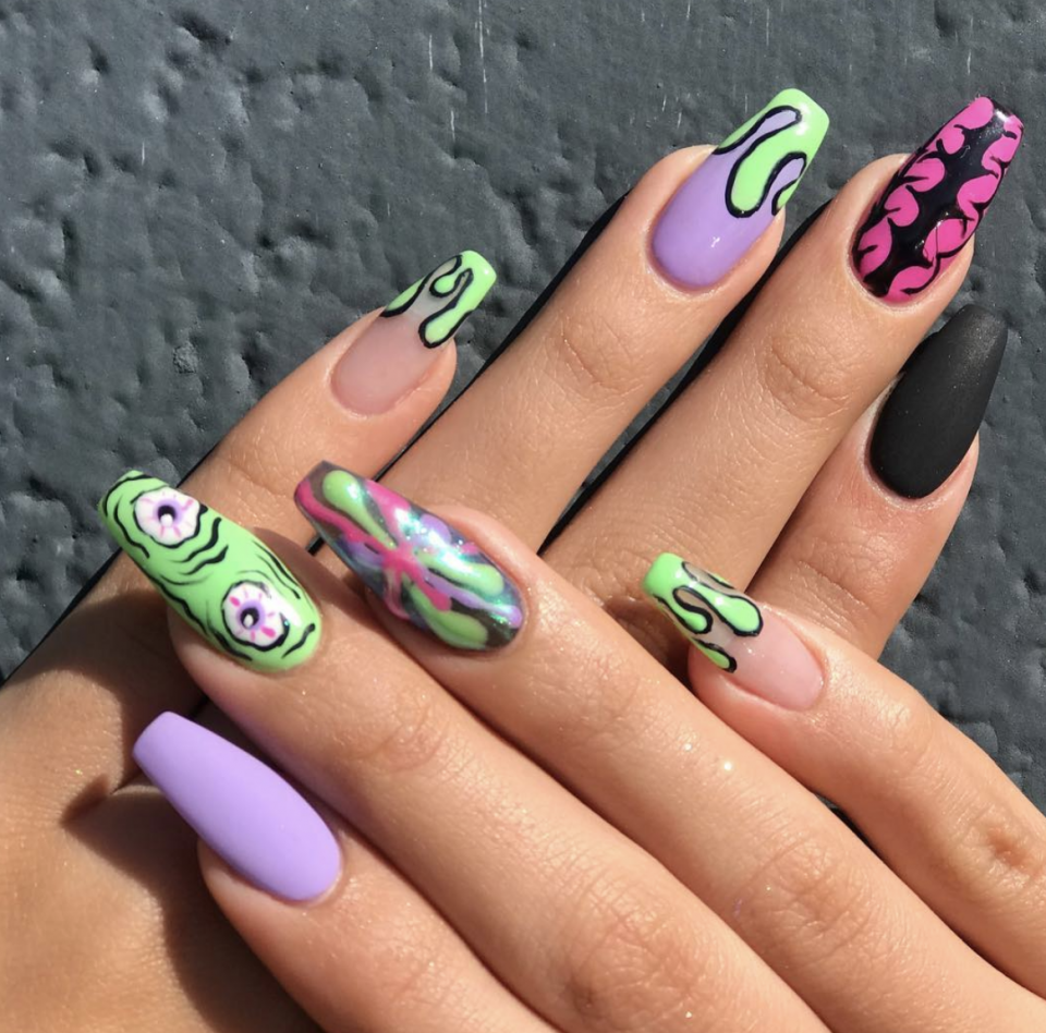 Зелёный маникюр 2020 модные тенденции