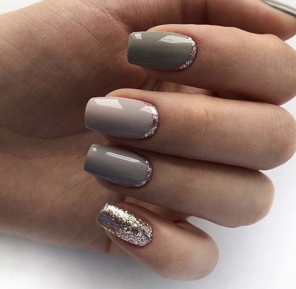 Бордовые ногти на новый год