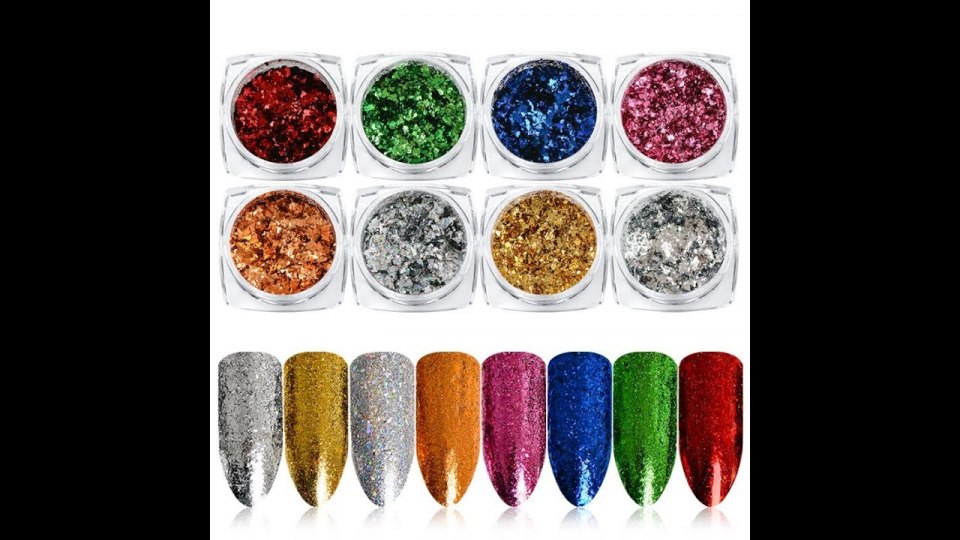 Маникюр глиттер