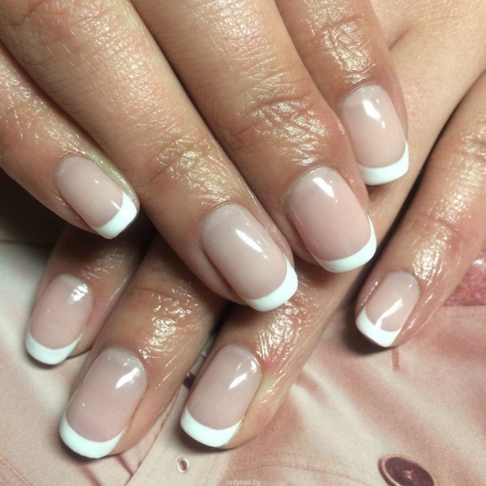 Френч маникюр