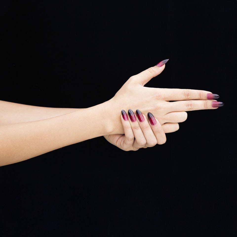 Женская рука