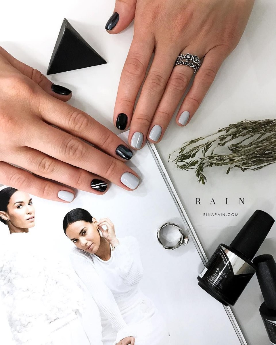 Позирование ногтей