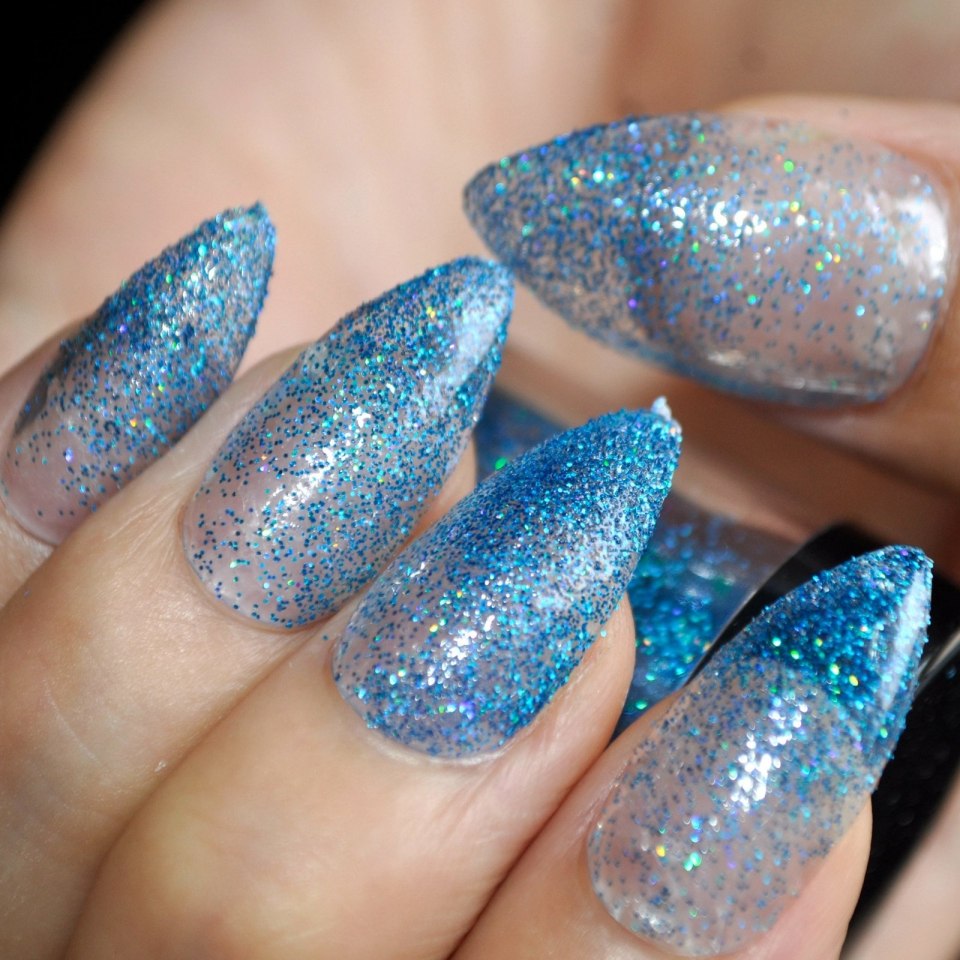 Ногти с блестяшками