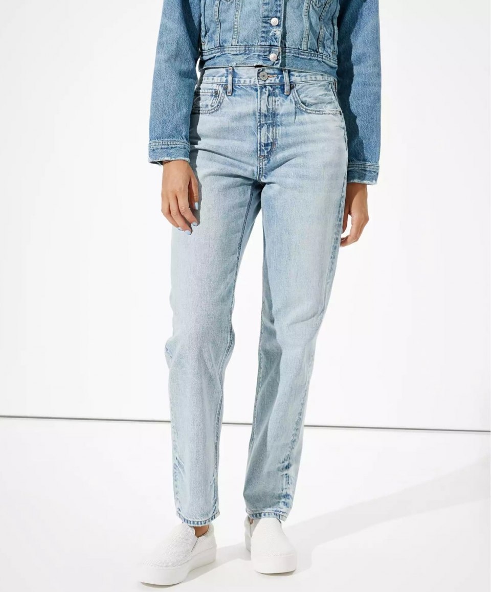 AE '90s boyfriend Jean