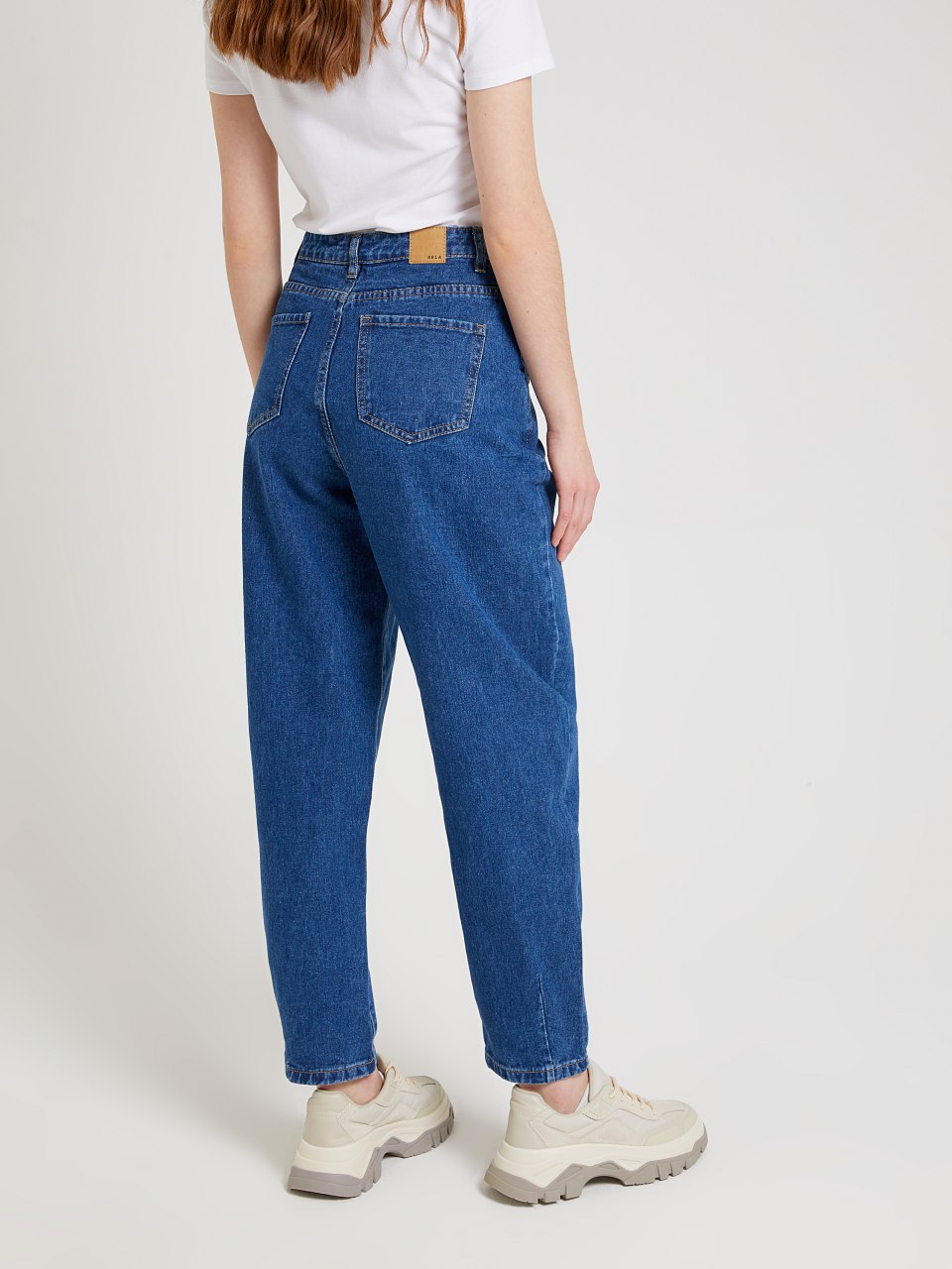 Джинсы мом и бойфренды