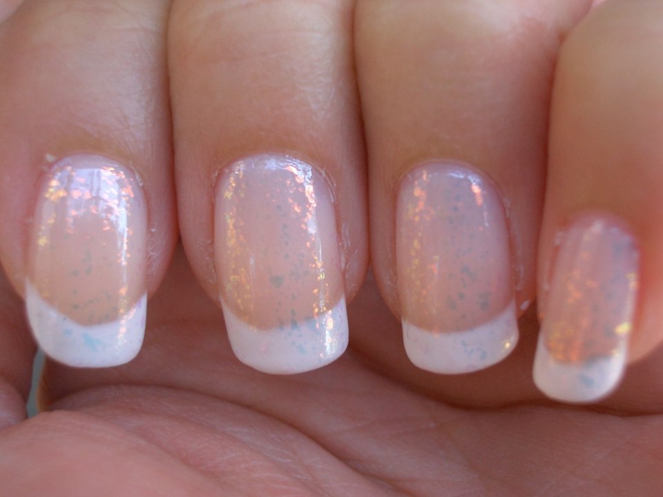 Маникюр шеллак френч