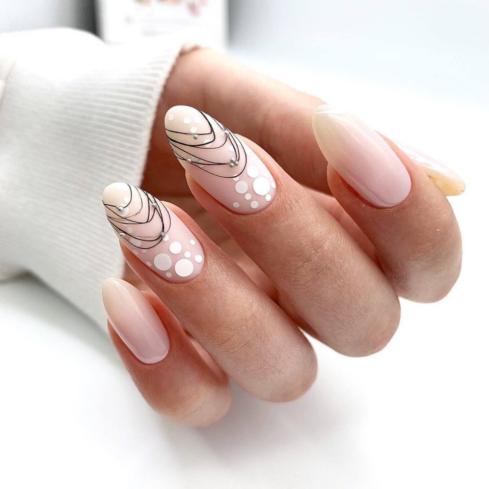 Маникюр дизайн нежный