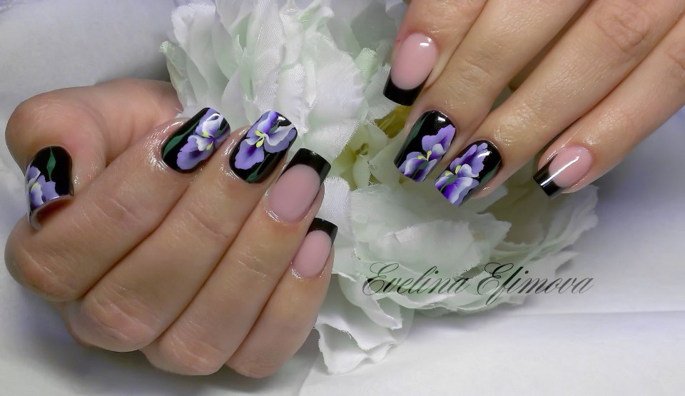 Френч с ирисами на ногтях