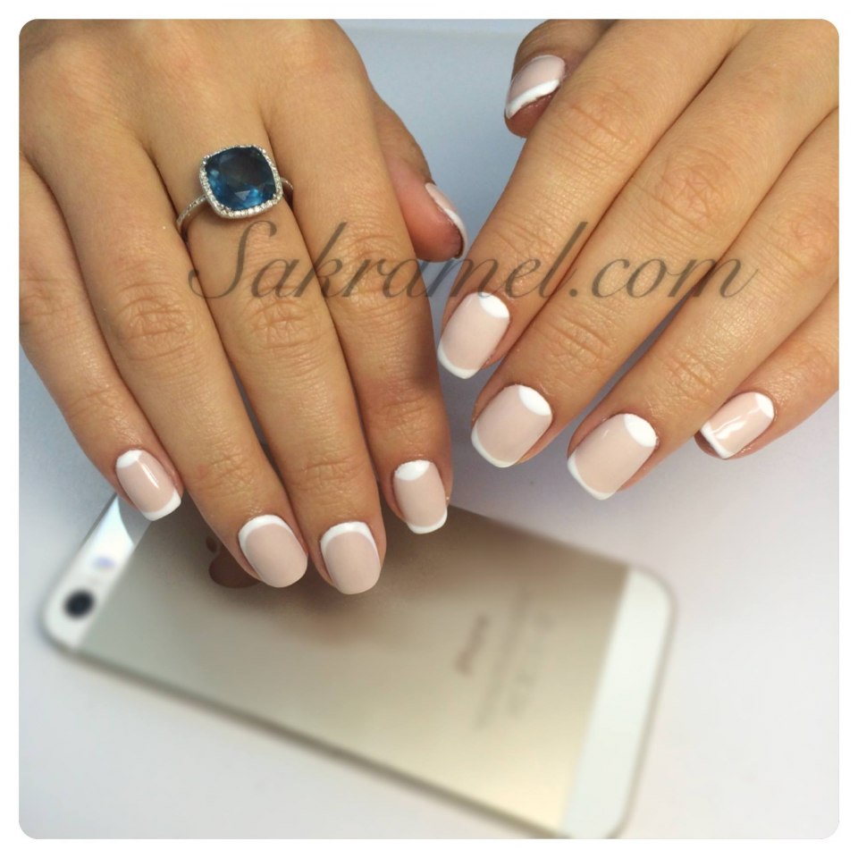 Френч наоборот на короткие ногти