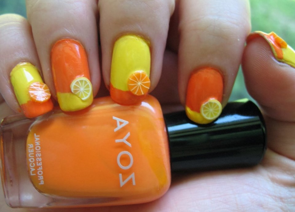 Маникюр на короткие оранжевые и желтые