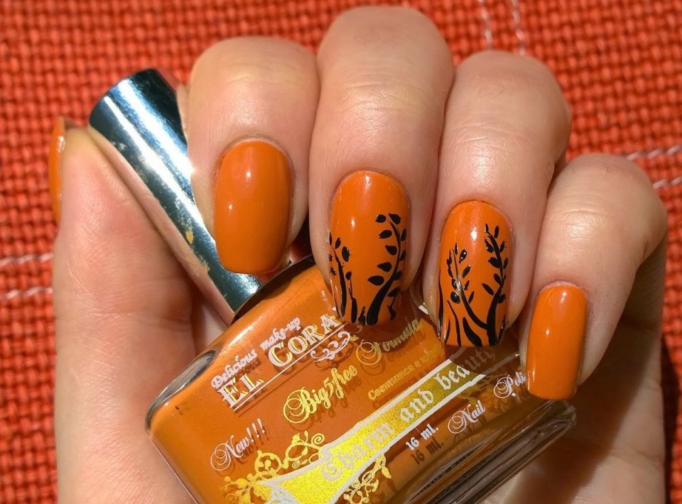 Оранжевый маникюр