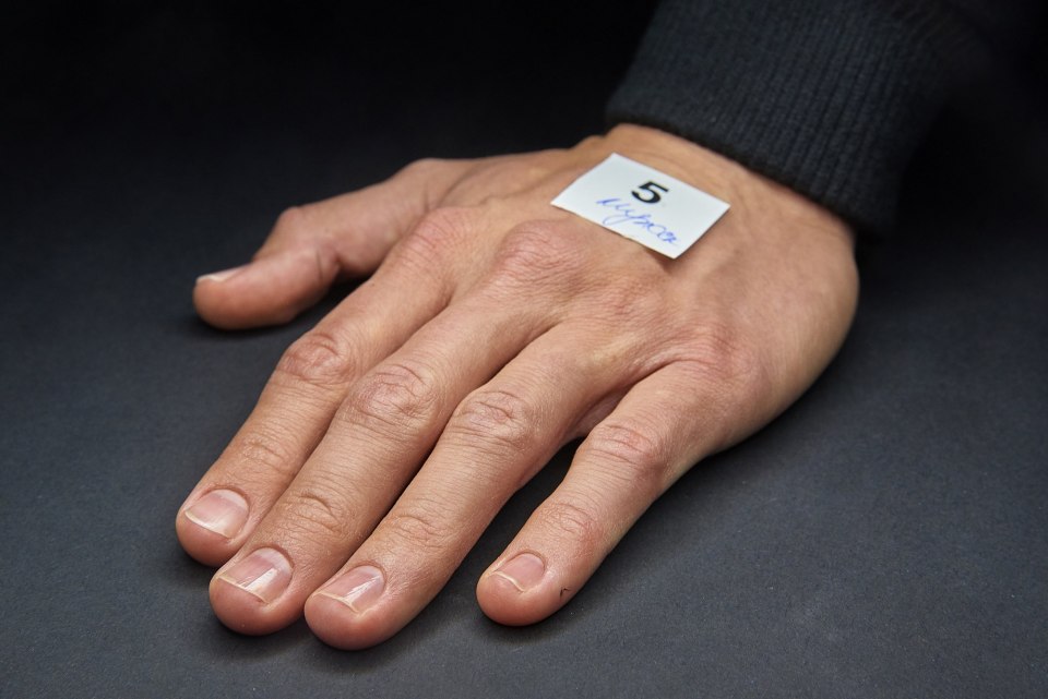 Красивый мужской маникюр