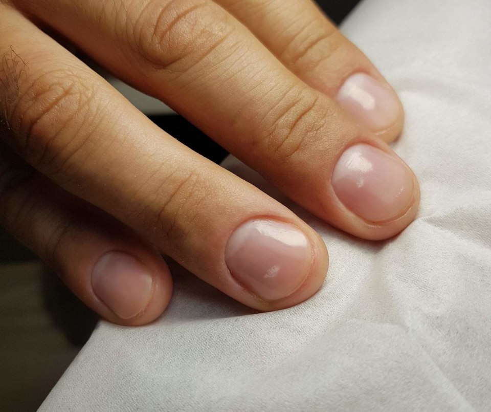 Мужской комбинированный маникюр