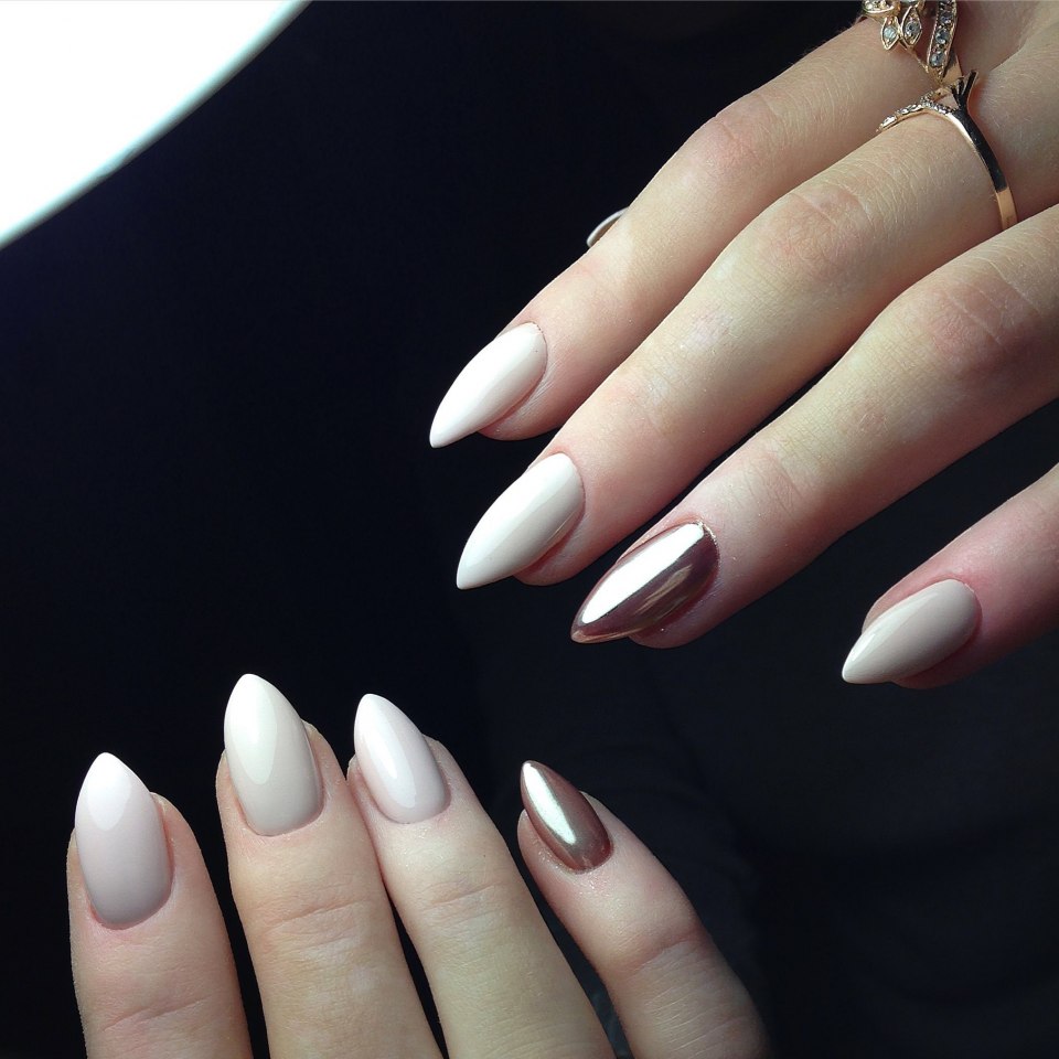 Короткие заостренные ногти