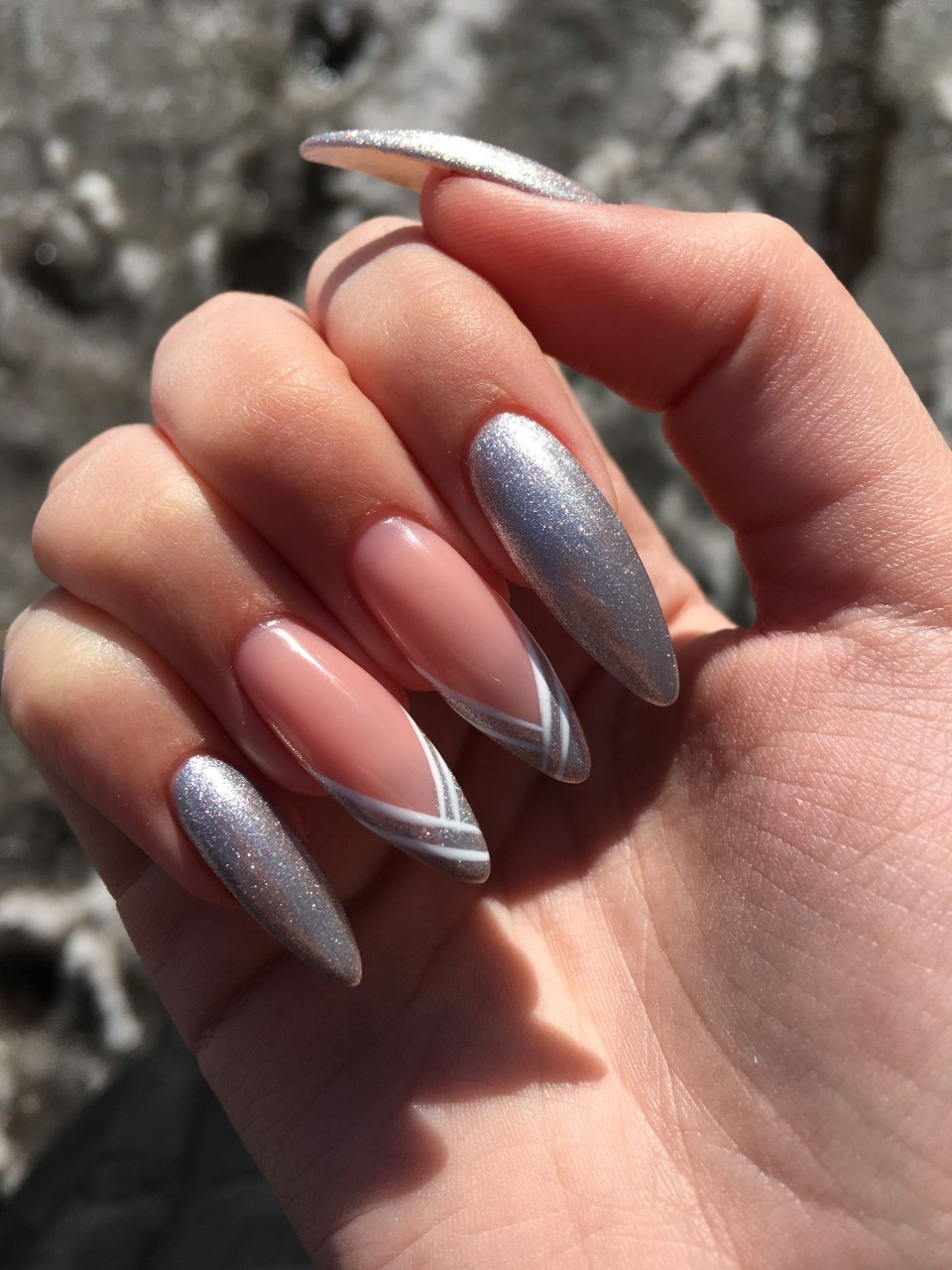 Заостренные ногти