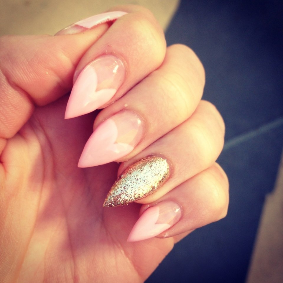 Короткие острые ногти