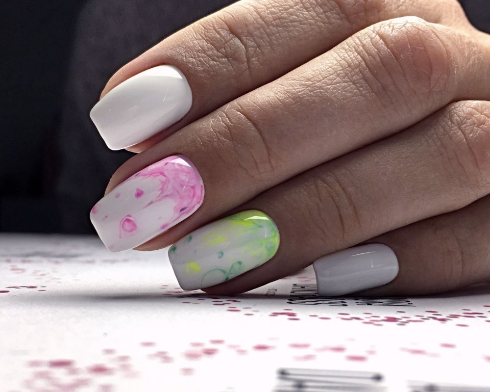 Акварельный маникюр