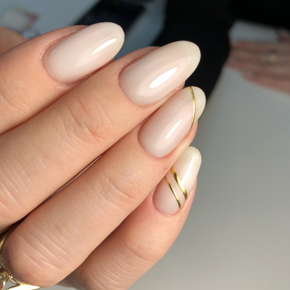 Лак Essie нюдовые беж