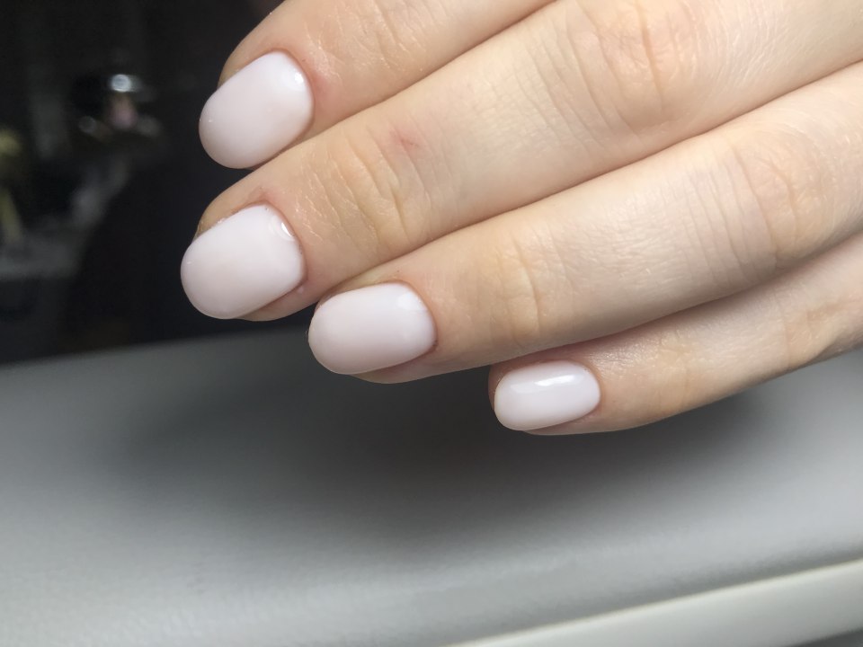 Нюдовый маникюр 2021 миндаль френч