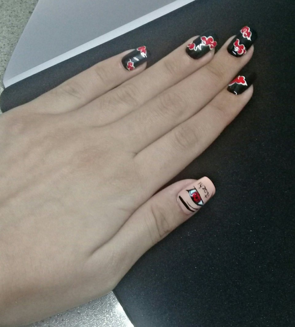 Маникюр Итачи