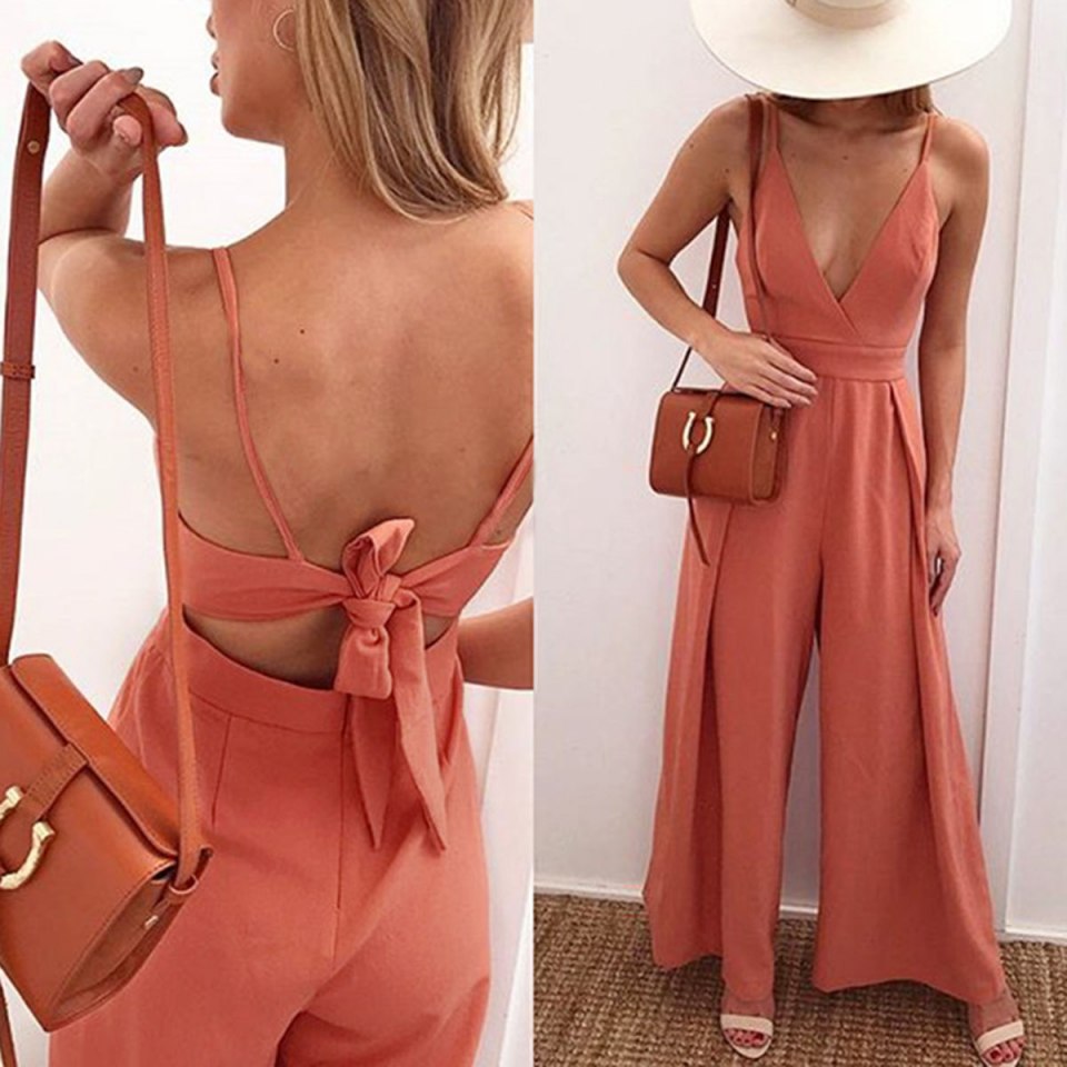 Комбинезон с открытой спиной