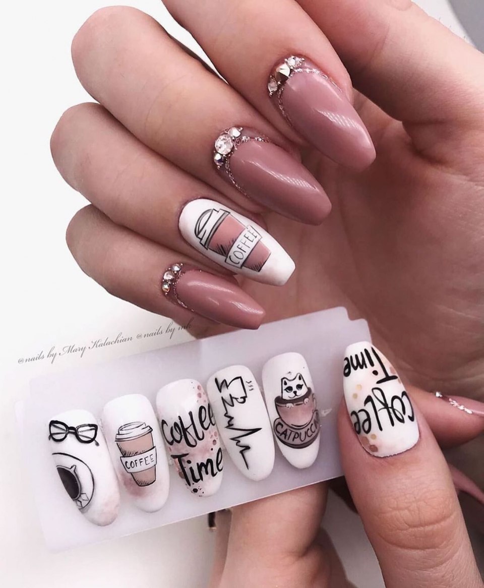 Маникюр на длинные ногти