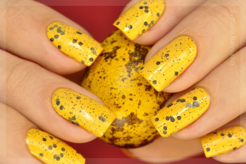 Маникюр перепелиное яйцо