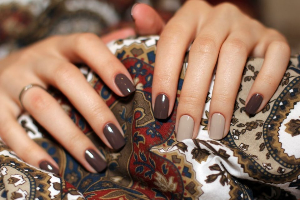 Коричневый гель лак