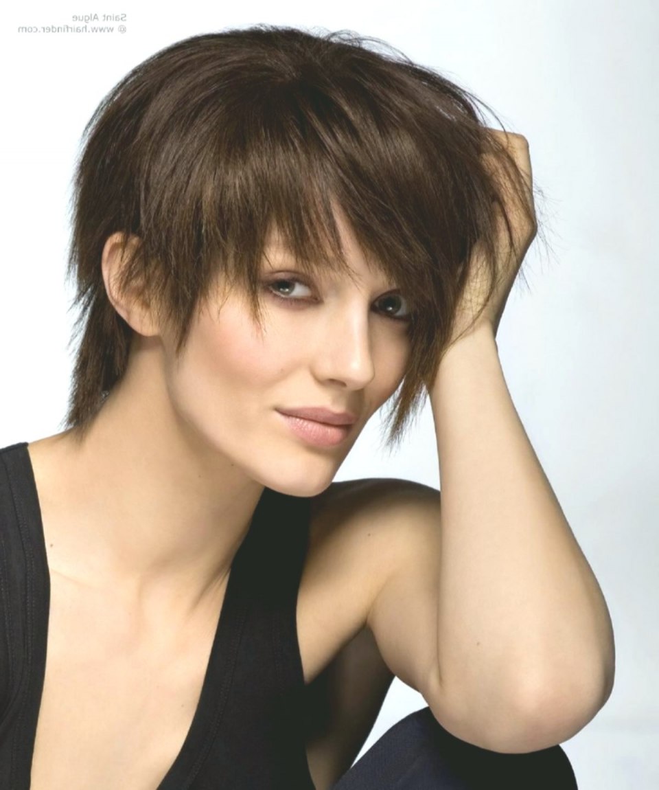 Челка рваная косая филированная