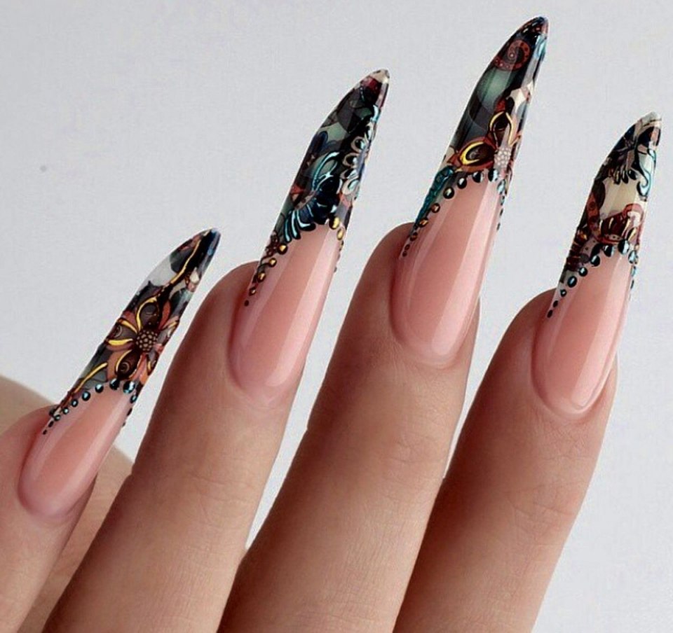 Выкладной френч Готический миндаль