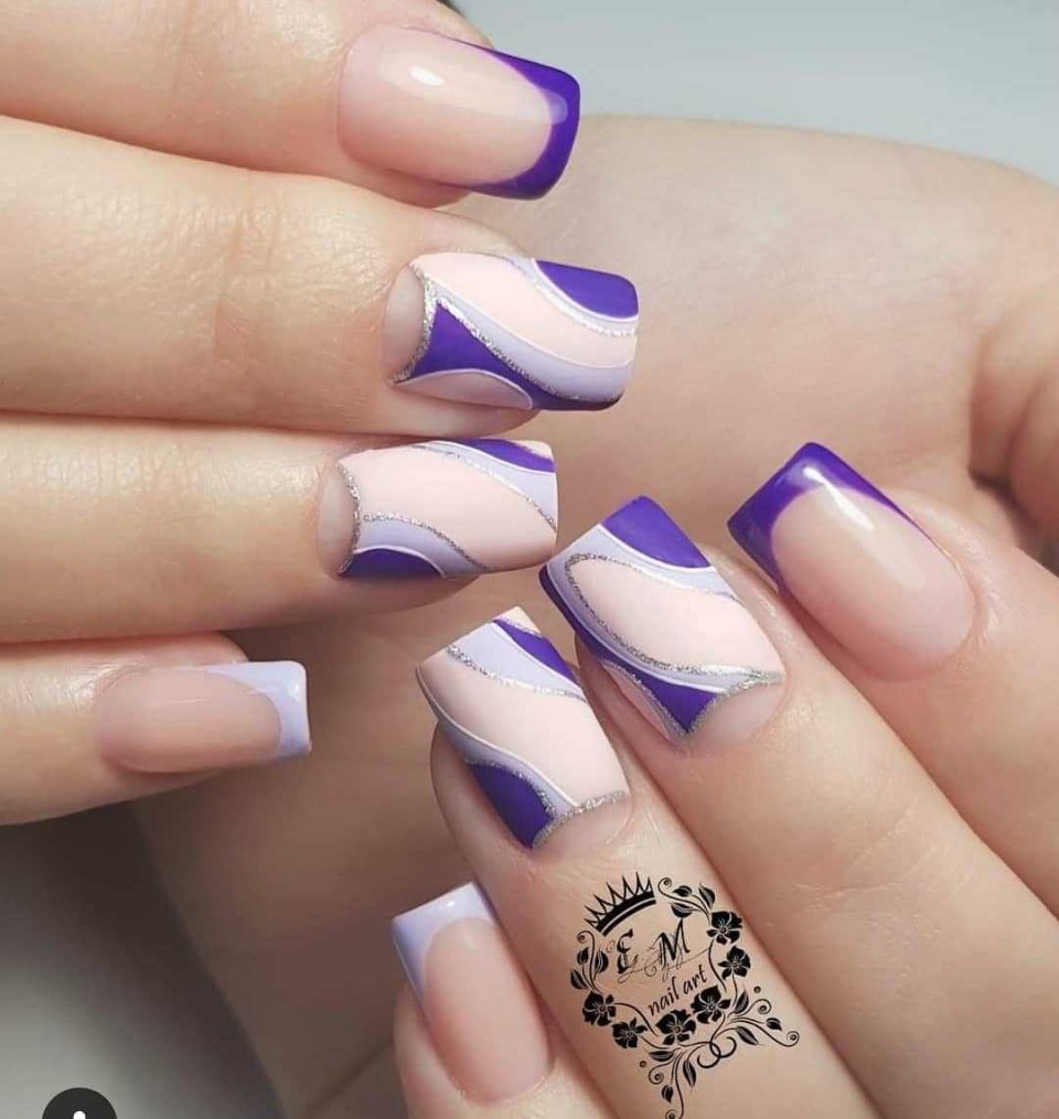 Необычный френч на квадратных ногтях