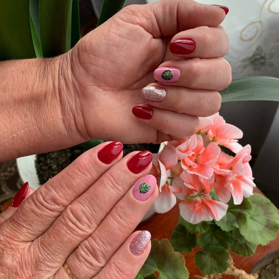 Маникюр осень 2021