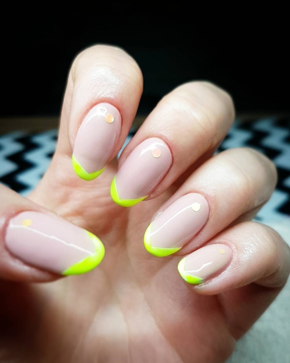 Маникюр френч цветной