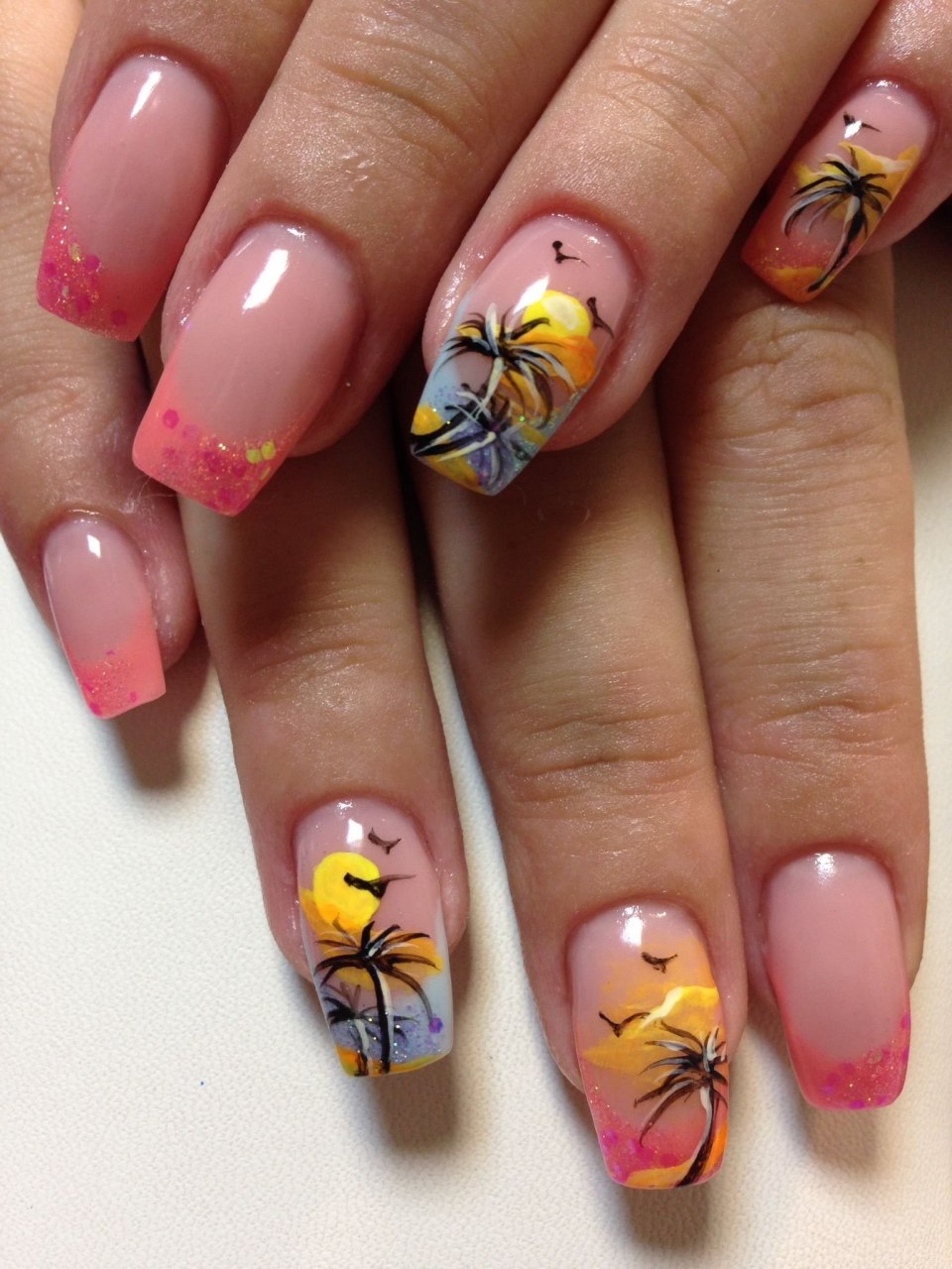 Френч маникюр летний пальмы
