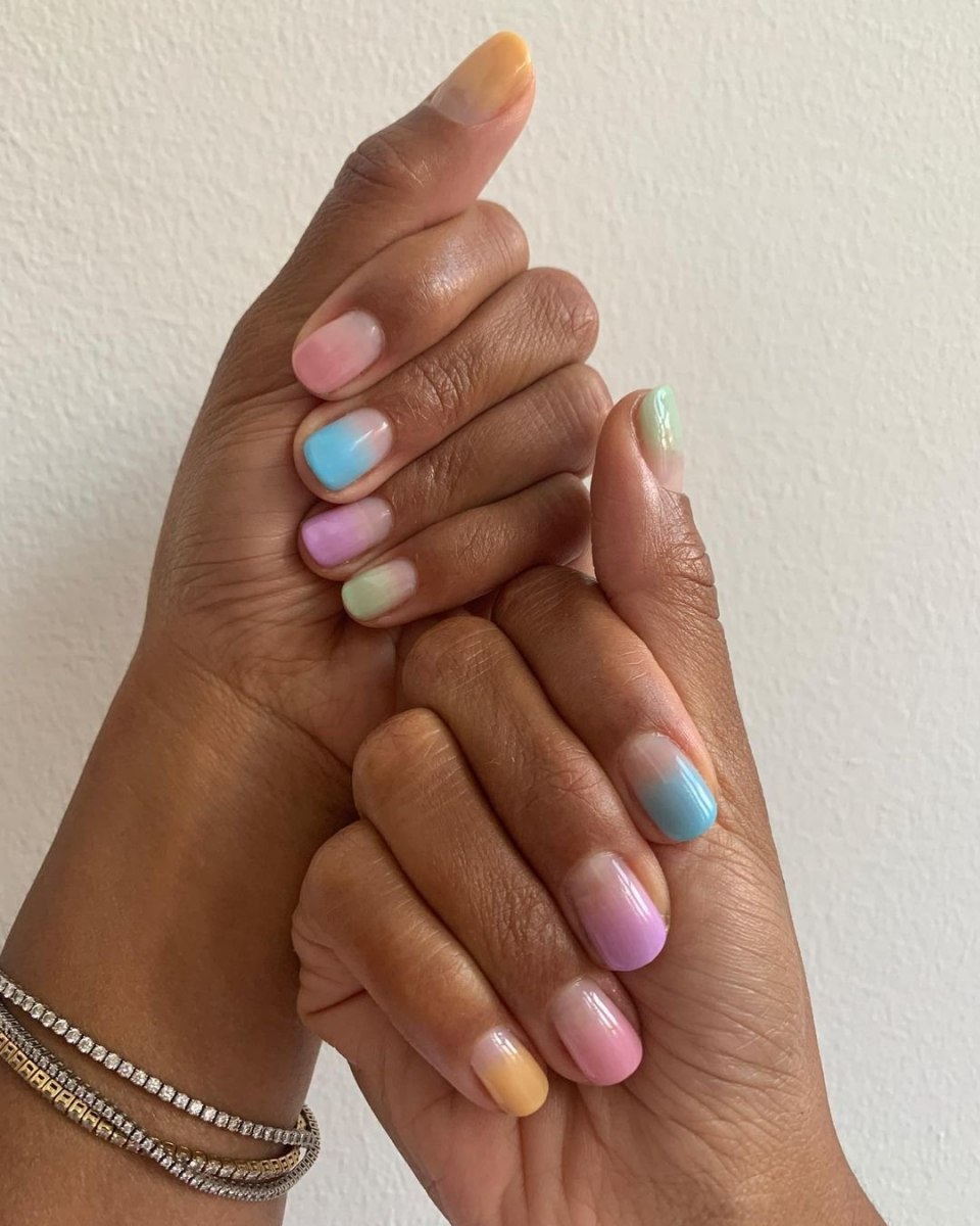 Сочетание цветов в маникюре