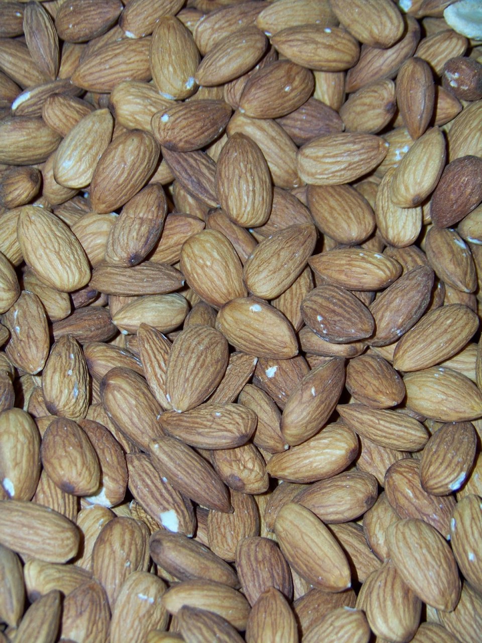 Миндаль очищенный 110гр роя