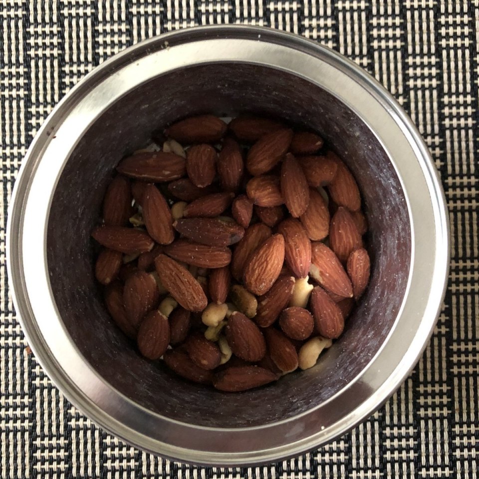 Ядра миндаля очищенные