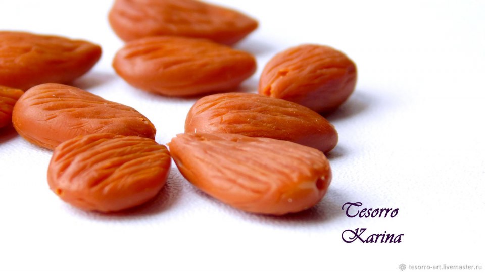 Миндаль в упаковке