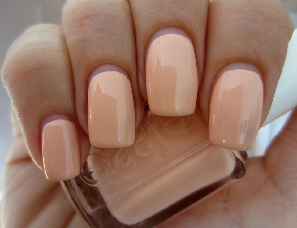 Бежевый лак