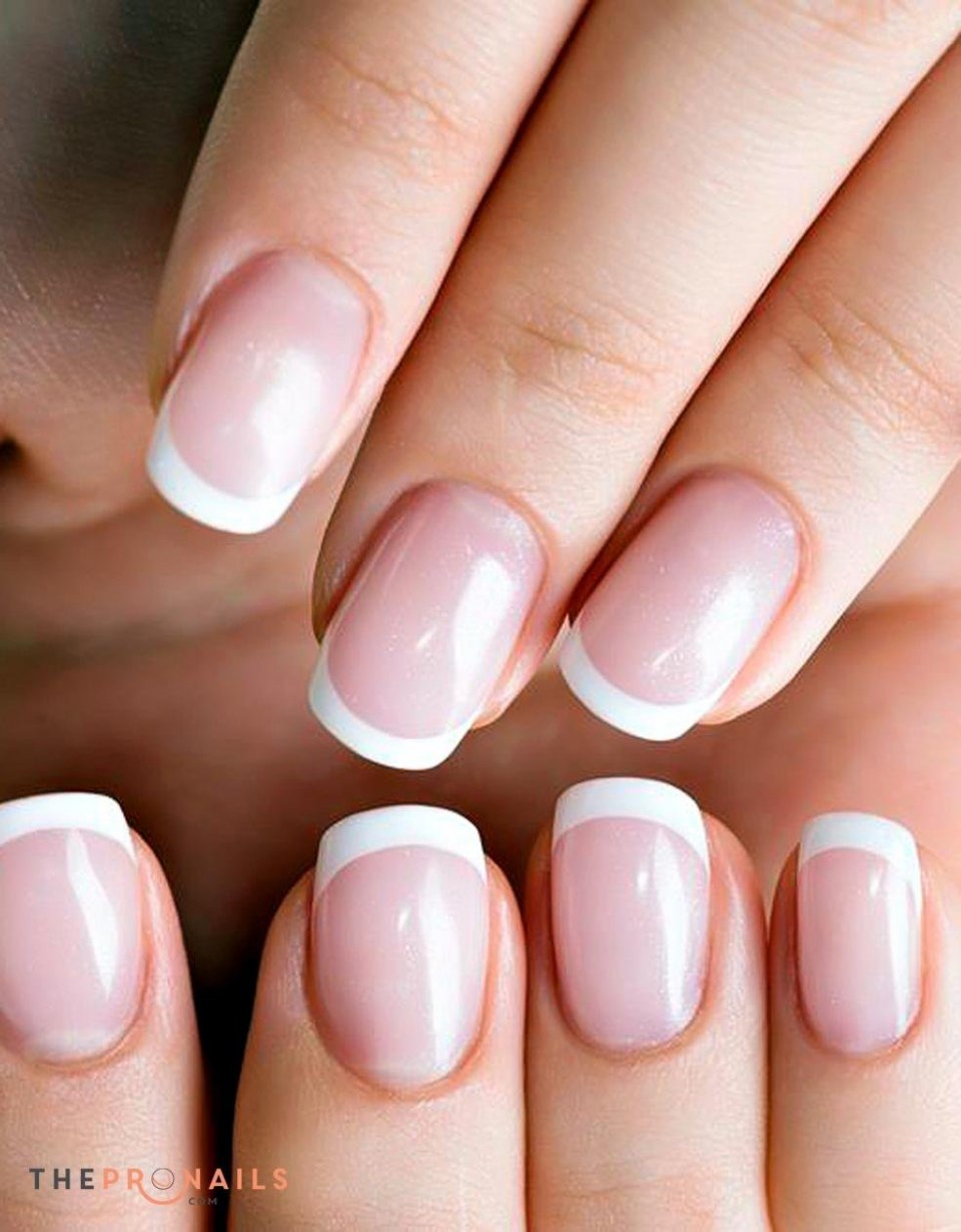 Френч прозрачный с белым кончиком