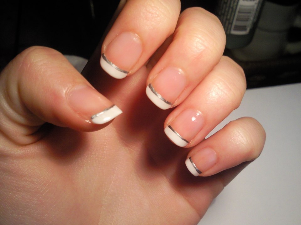 Ногти молочная основа с френчем