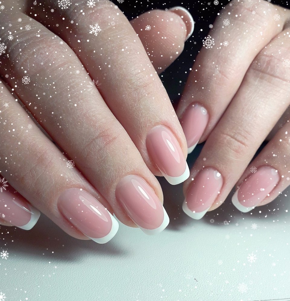 Маникюр френч наискосок