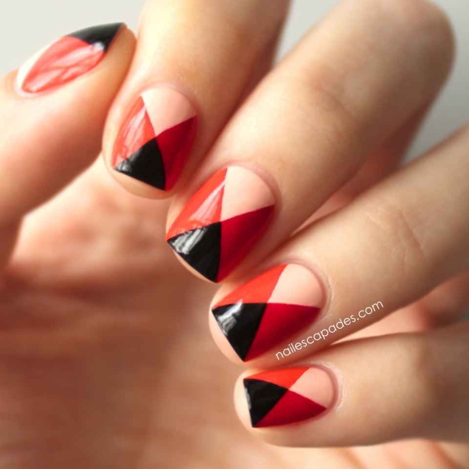 Красивый черный маникюр