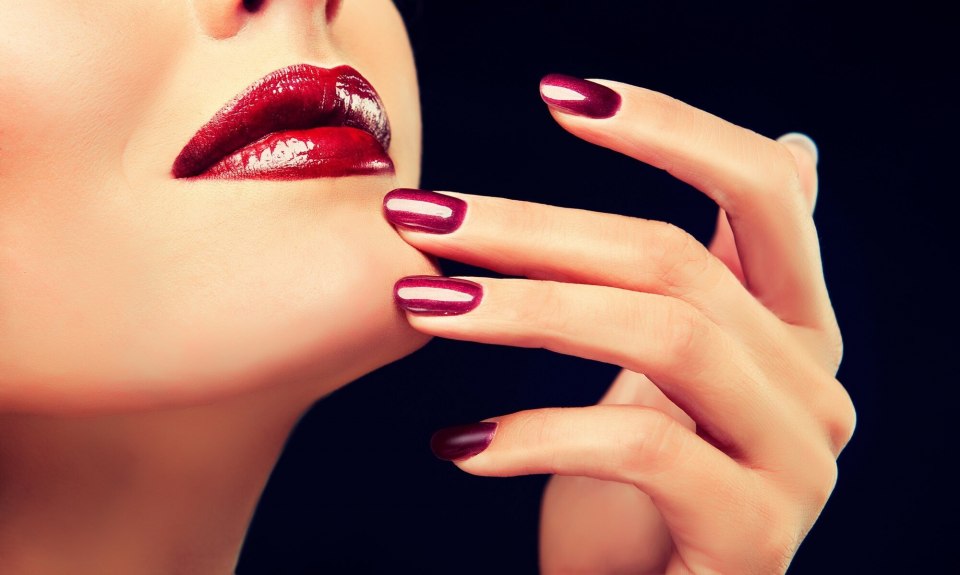 Красивые ногти реклама