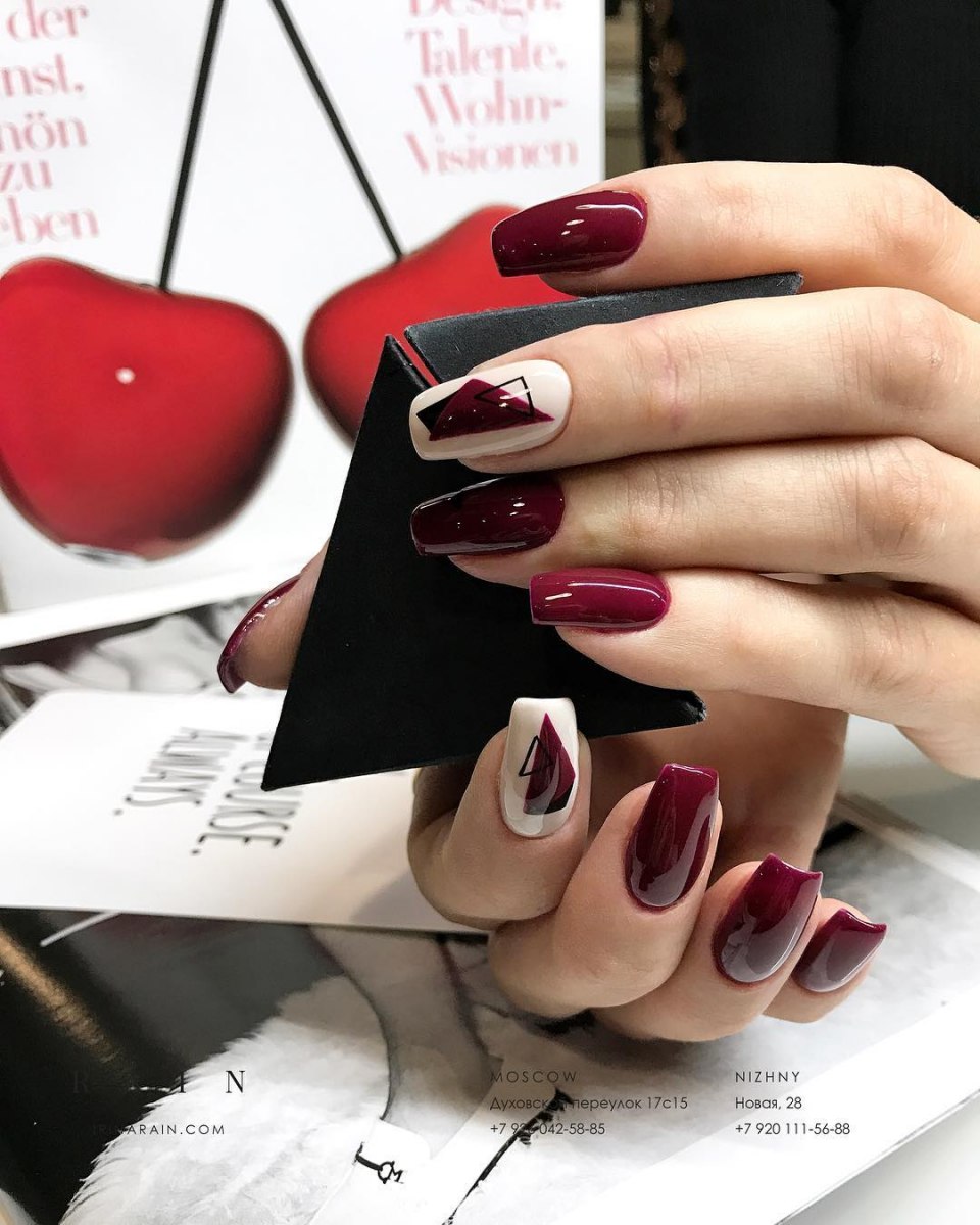 Винные матовые ногти