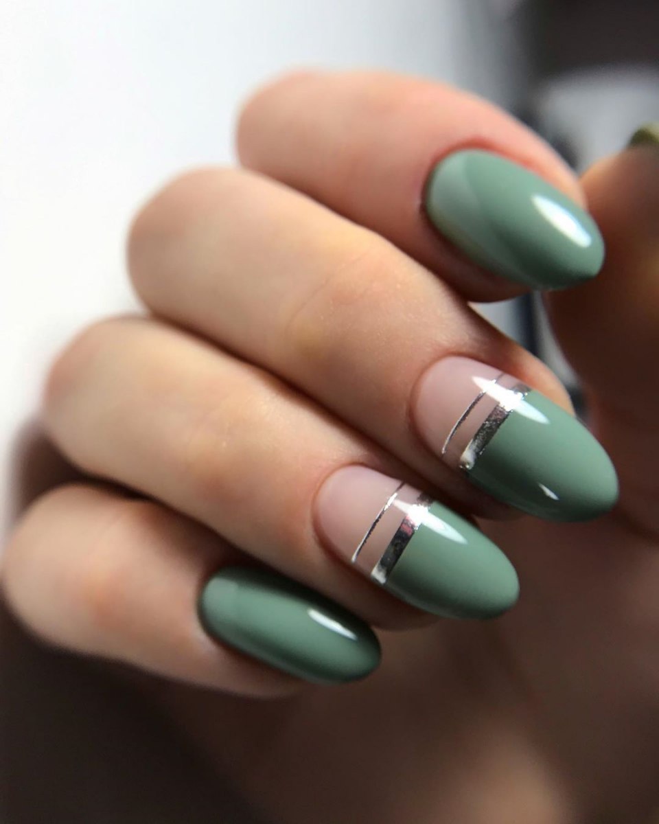 Маникюр в зеленых тонах