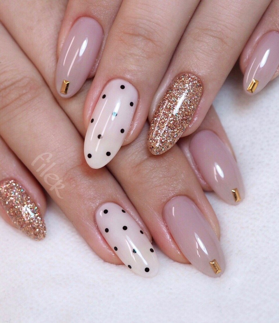 Элегантный маникюр на овальные ногти