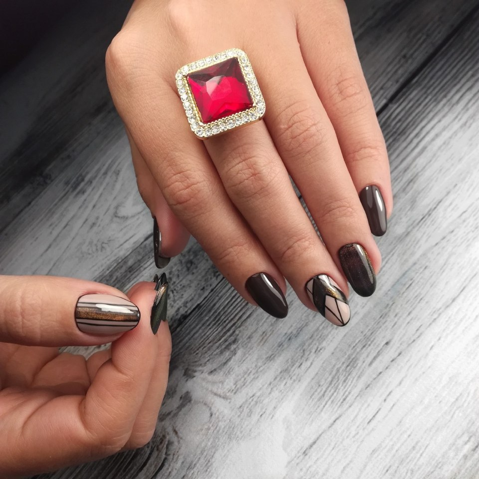 Роскошный стильный маникюр