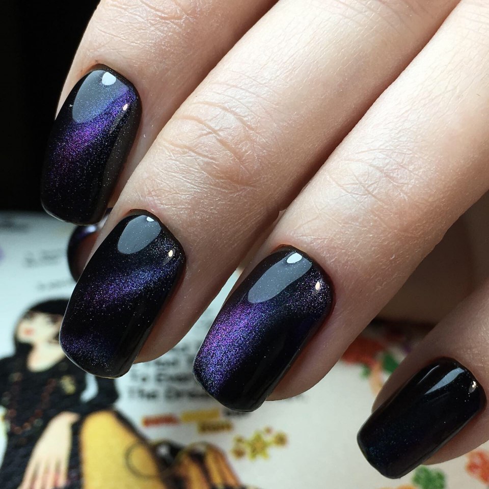 Маникюр кошачий глаз 9д